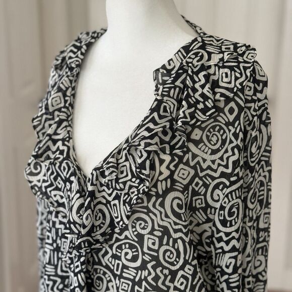 Vtg Chico's DESIGN 100% Silk Crinkle Top Blouse Sz 1 M Black White‎ Ruffle Tunic - Picture 2 of 11